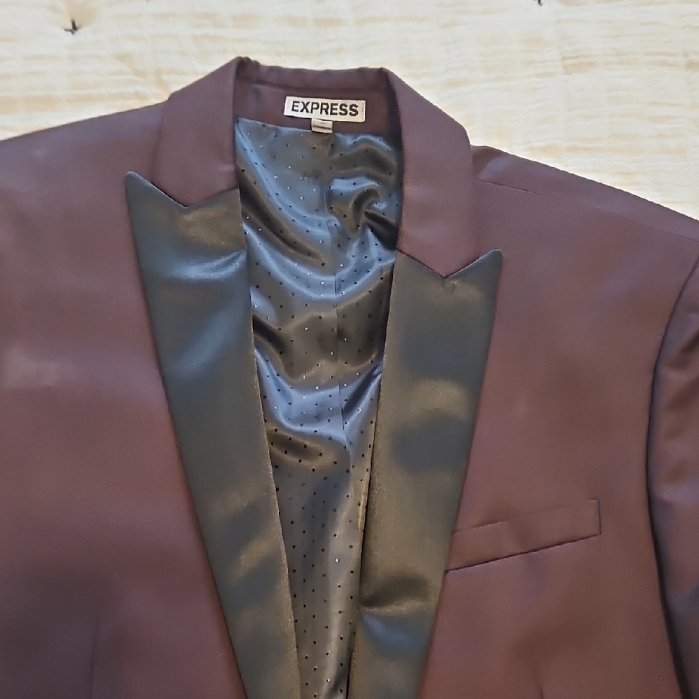 Express Men's Deep Burgundy Blazer with Black Lapel